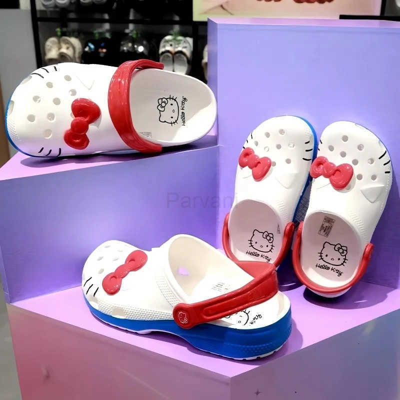 Sanrio Hot Sele ParentChild Hello Kitty Summer AntiSlip Outdoor Casual Beach Shoes Hole Slippers Comfortable Breathable Sandals L250909