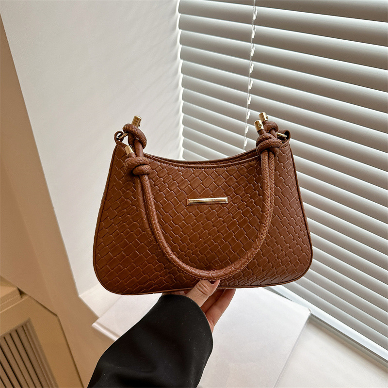 Free Shipping 2025 New Women's Solid Color Underarm Purse Minimalist Crossbody Shoulder Bag Elegant Top Handle Commuter Bag