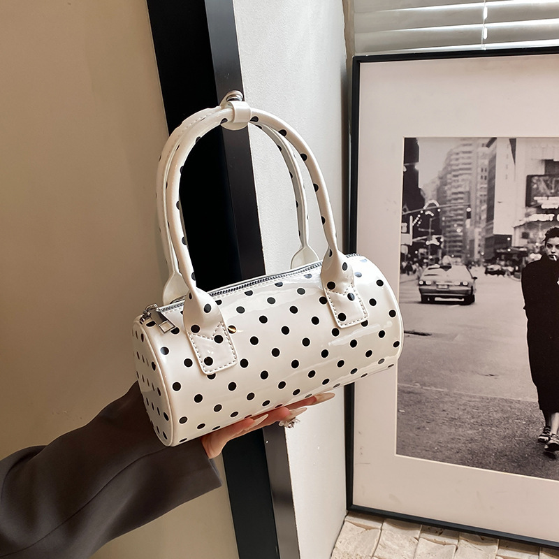 Free shipping designer bags for womens Shoulder bags black white New High end fashion versatile large capacity shoulder bag