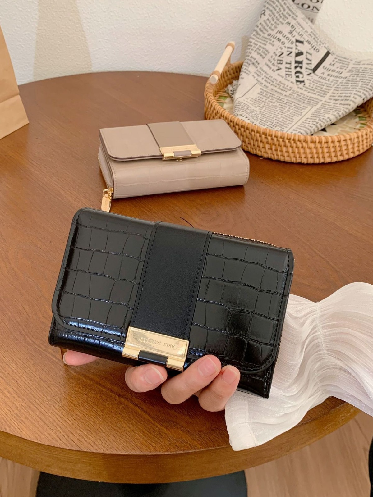 Luxury Brand Designer Bag Vintage Color-Block Large Capacity Crossbody Bag For Women 2024 New Autumn Winter Casual Versatile Shoulder Bag For Work Com