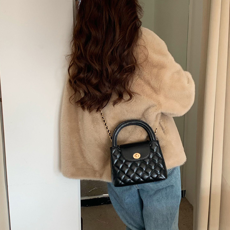 Fashion Bag 2025 Quilted Handbag for Women Rich Lady Style Luxury Top Handle Crossbody Bag Elegant Shoulder Bag Free Shipping