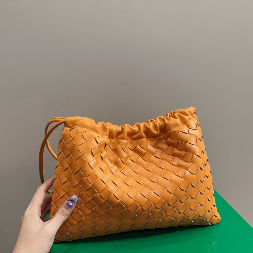 Designer Woven Shoulder Crossbody Hobo Niche Chic Women's Handbags 2025 New Arrival High-Quality Tote Shopping Bags
