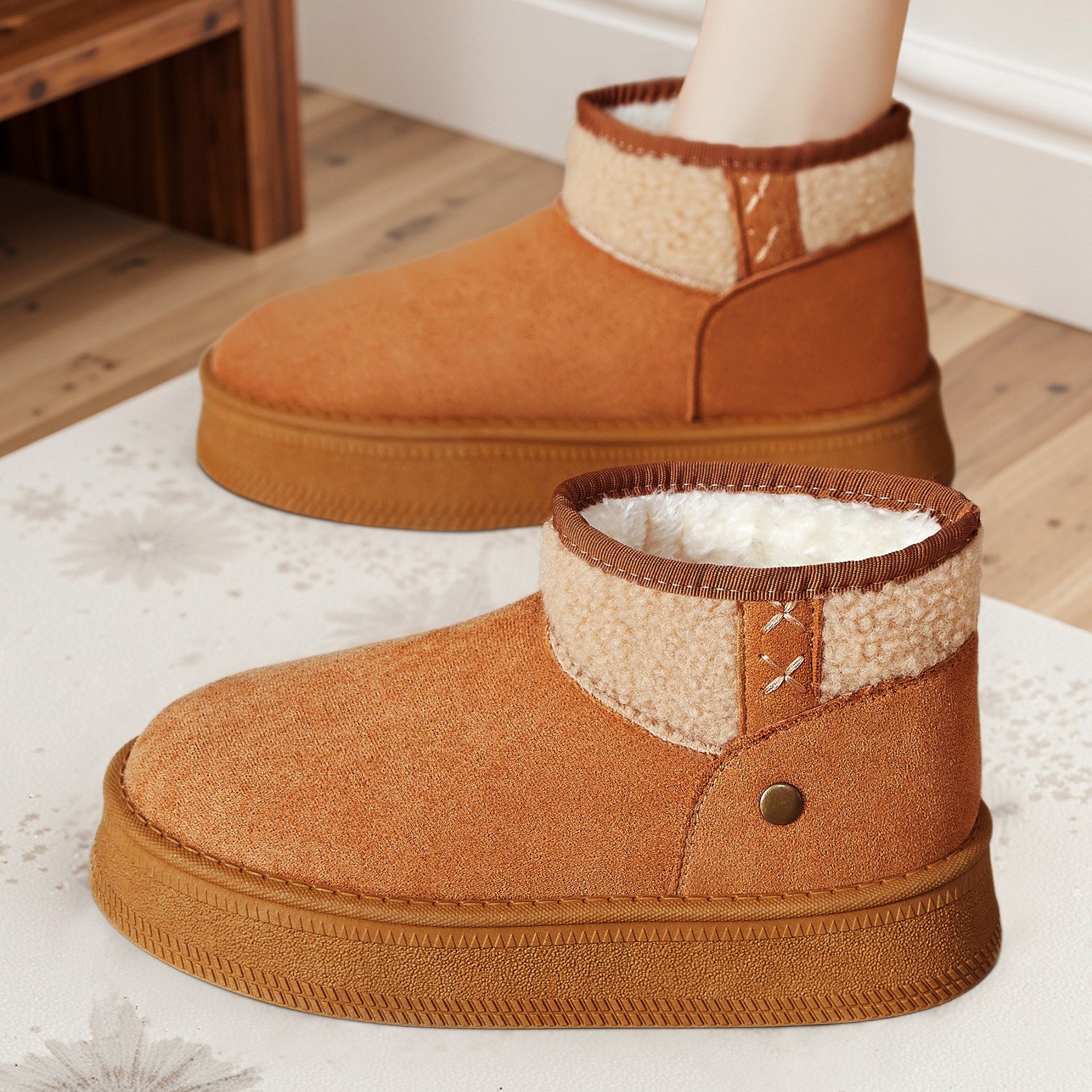 Free delivery designer Ladies' snow boots Soft sole design loose fit comfortable and fashionable cotton shoes