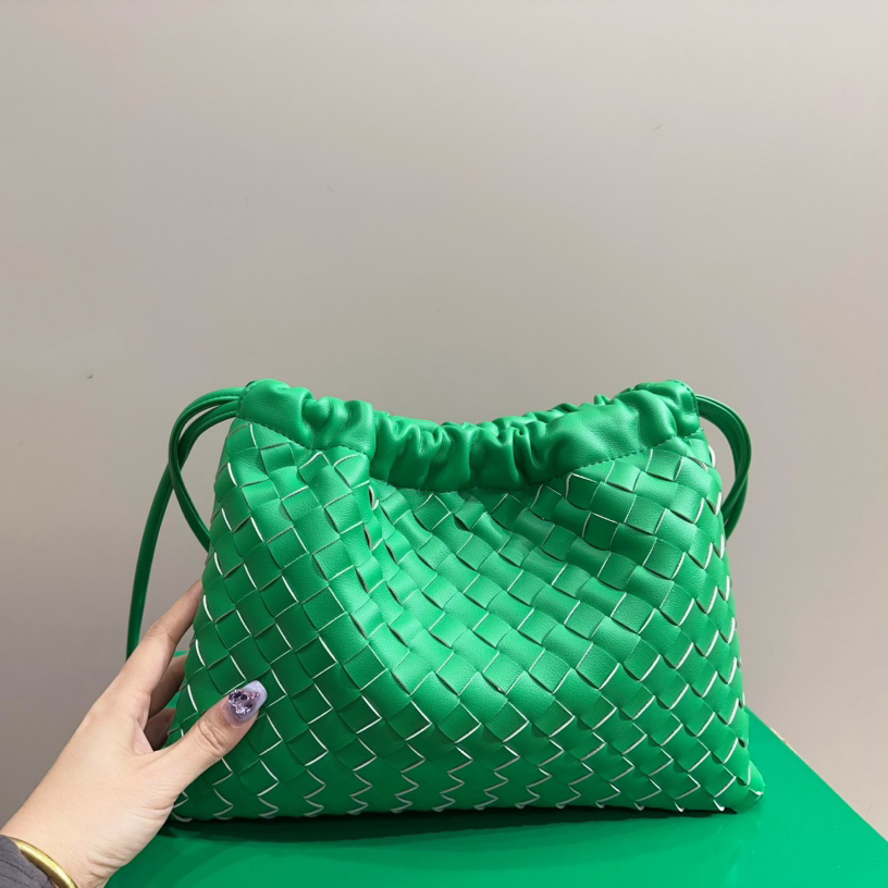 Designer Woven Shoulder Crossbody Hobo Niche Chic Women's Handbags 2025 New Arrival High-Quality Tote Shopping Bags