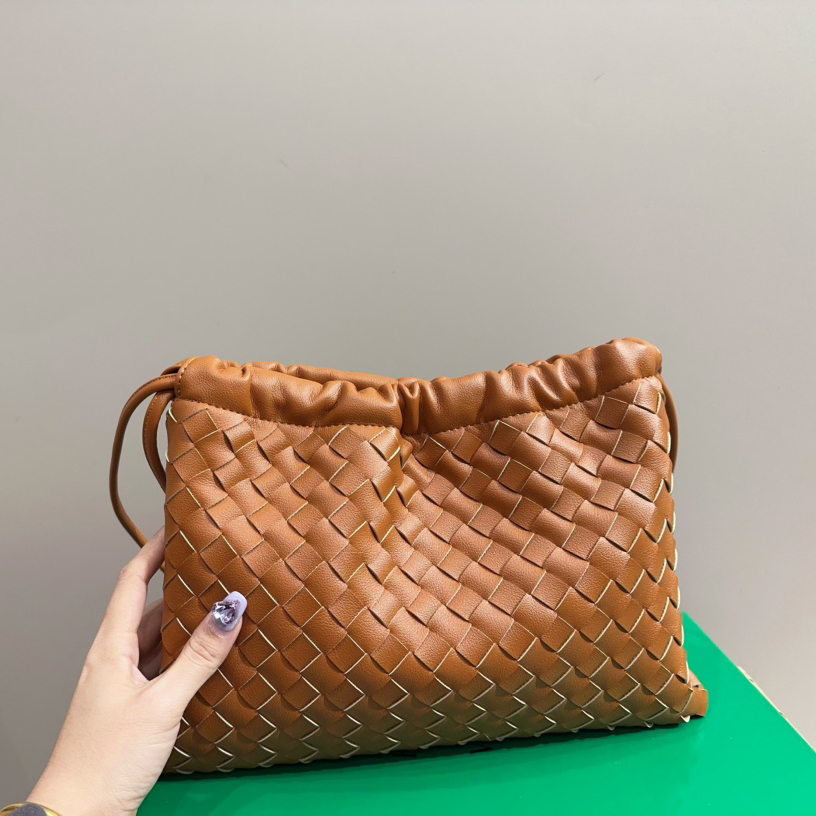 Designer Woven Shoulder Crossbody Hobo Niche Chic Women's Handbags 2025 New Arrival High-Quality Tote Shopping Bags