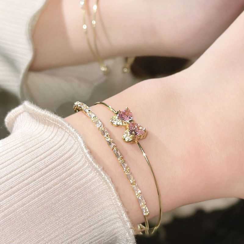 Gold-Tone Double-Layer Bangle With Crystal Butterfly & Paved Accents, Cute Elegant Style, Ideal For Elevating Lively Sweet Looks & Gifting