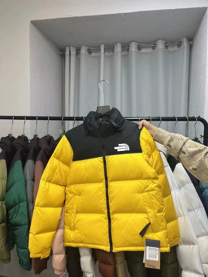 Designer Men's Winter Down Jacket with Classic Logo Design, Thick and Warm Fabric, Comfortable and Stylish for Fashion Enthusiasts.