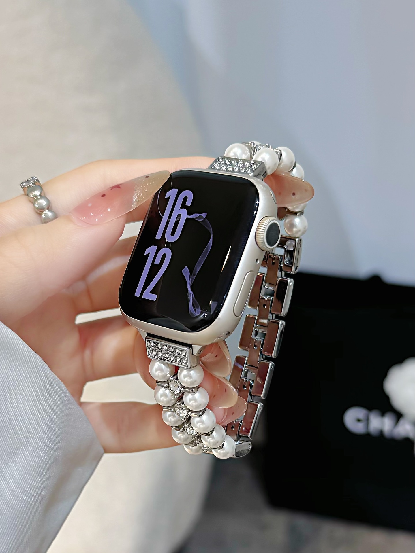 Pearl Chain Bracelet Metal Strap for Apple Watch Band series 10 46mm 42mm 45mm 49mm Smart Strap iWatch 9 8 7 6 5 4 3 ultra 2 1 Bling Diamond Bands bra