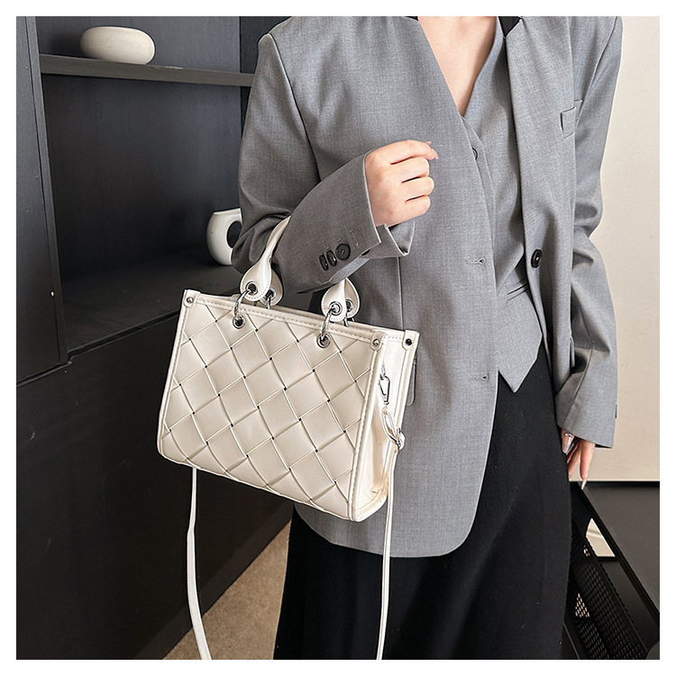 Luxury Brand Designer Bag 2024 New Fashion Handwoven Handbag Women Tote Bag Commuter Trendy Versatile Shoulder Crossbody Bag