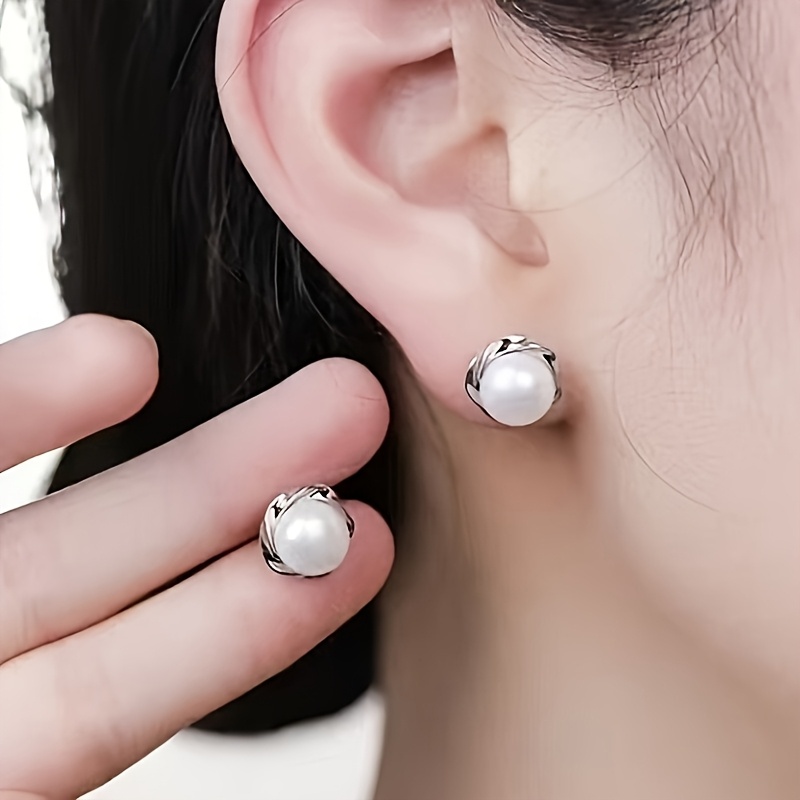 Everyday Elegance, Elegant Ladies Artificial Pearl Earrings - Handsome Alloy Fashion Jewelry, Classic Round Design, Perfect for Everyday Wear, Pearl E