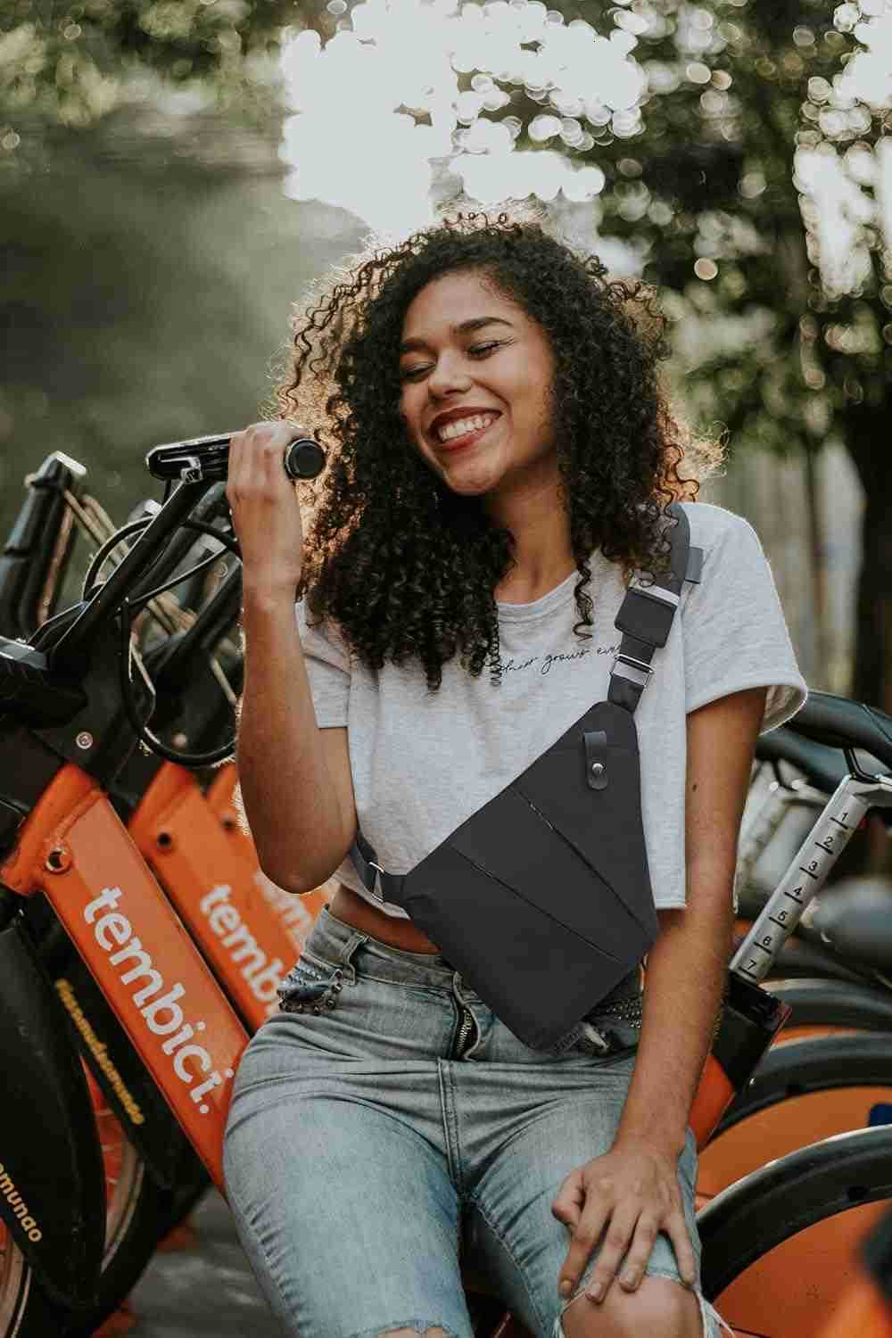 Holster Crossbody Chest Bag Waterproof Lightweight AntiTheftDesign for Travel Hiking Running Gym Z250909