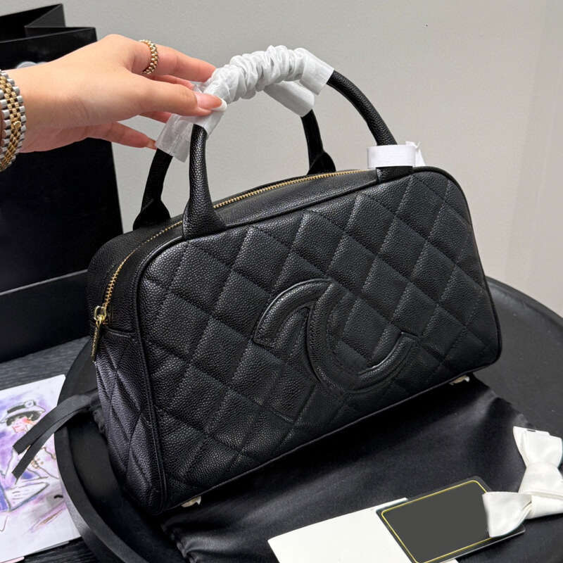 Women Tote Bags Handbags Designer Burgundy Fashion Medallion Bowling Bag High Quality Leather Totes Handle Bag