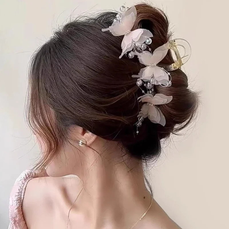 Fashion Simulation Butterfly Hair Clips for Women Elegant Pearl Bow Ponytail Clip Sweet Crab Claw Headdress Hair Accessories 250908