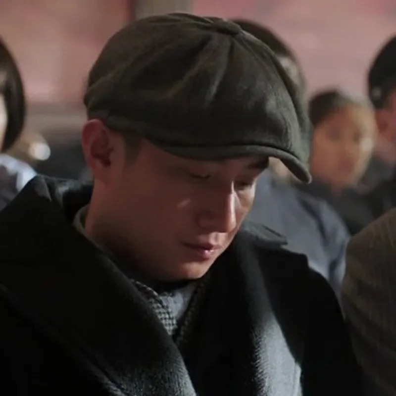 Men Retro Beret British Hats Wool Blend Vintage Herringbone Tweed Casual Fashion Hat Flat Keep Warm Caps Gifts 250905