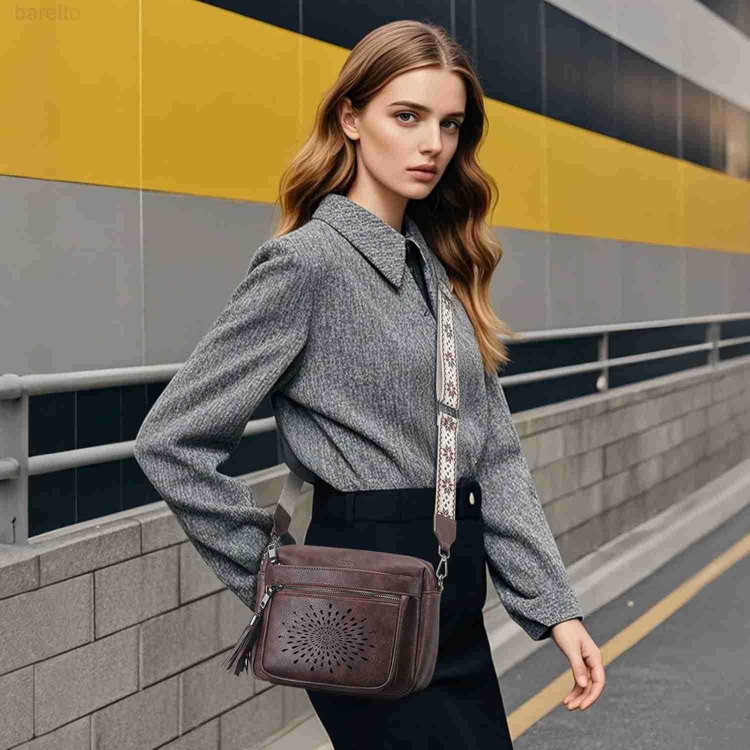 Crossbody Bags for Women Trendy Leather Crossbody Purses Shoulder Handbags with Adjustable Guitar Strap Z250909