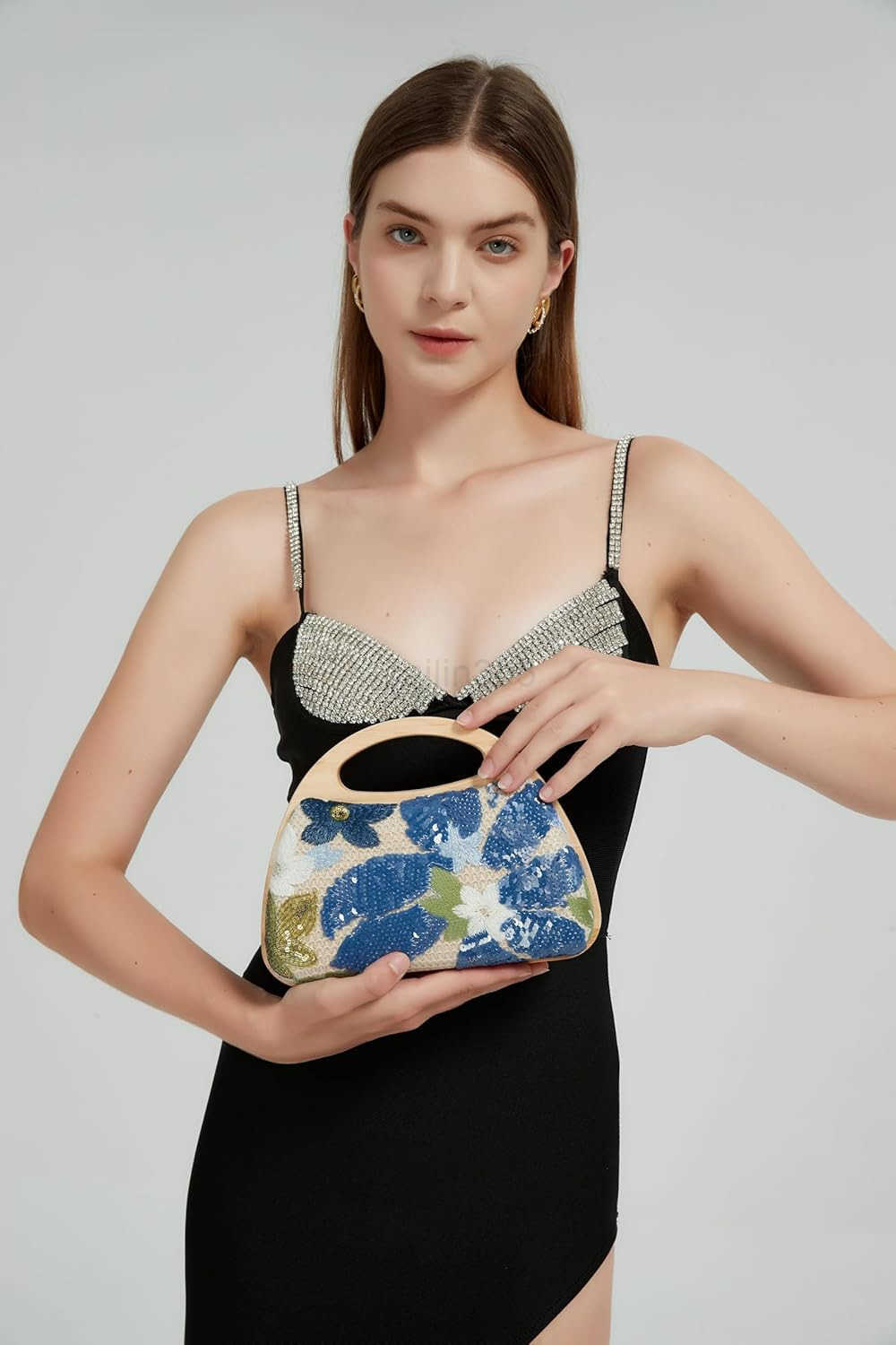 CluTCh Handbags Women Beach Crossbody Handwoven Summer Purse Wallet Top handle Evening Bag for Wedding Party Z25909