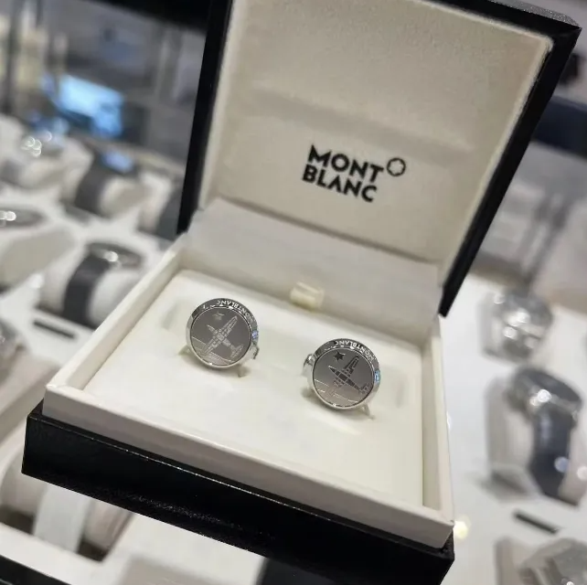 New year Arrivals MB Elegant Men charm Cufflinks Designer Barrel Cuff Party Cufflinks with Classic Letter Patterns Formal occasion Perfect Christmas Gift for Him