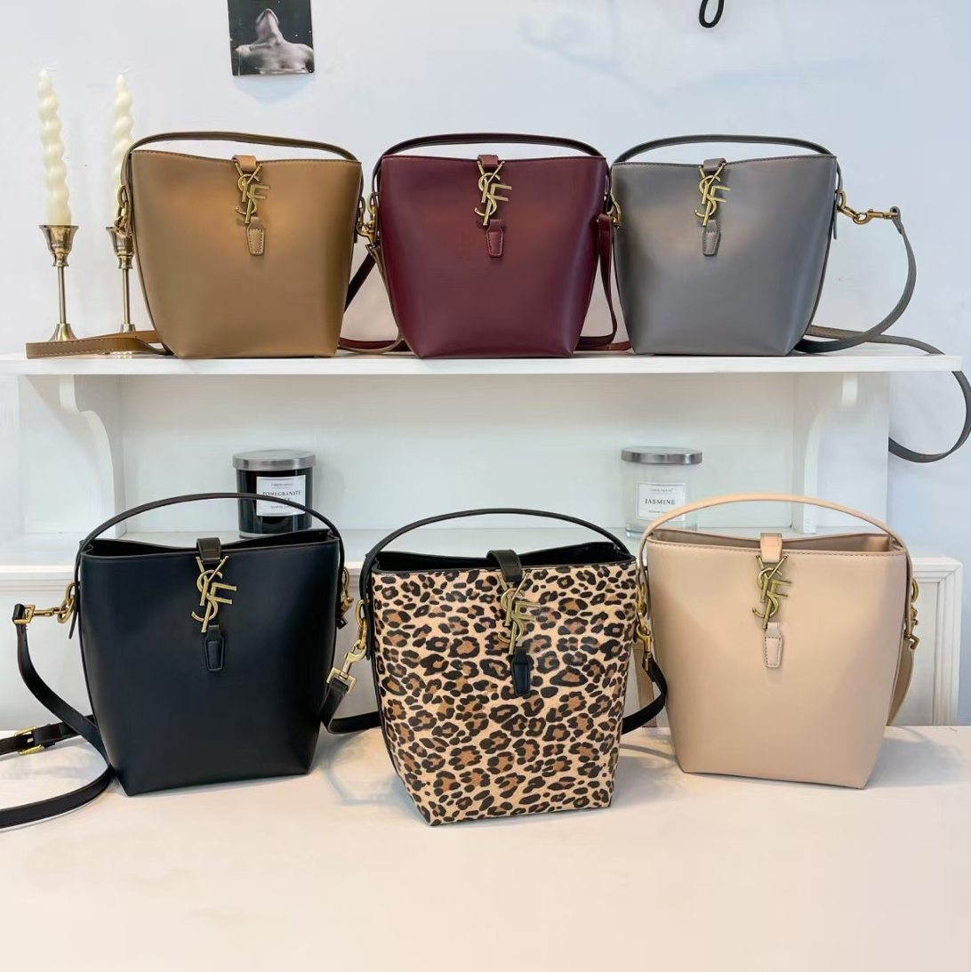 Tote Bag Designer Bag Hobo Shopper Gold Accessories Monogram Tote Shoulder Classic Leather Tramp Bag Fashion Luxury Bag High Quality Series Bucket Bag