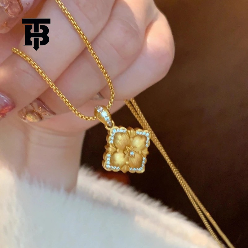 TB BHULAMTE Free Shipping New Designer Accessories Vintage Brushed Necklace French Retro Micro Pave Zirconia Light Luxury High-end Clavicle Chain