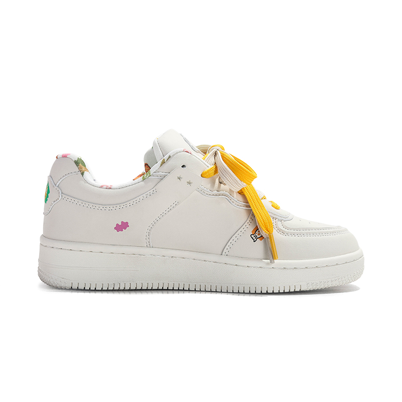 Crayon Shin-chan Collaborative Graphic Print Loafers: Versatile Unisex Board ShoesJFY-290