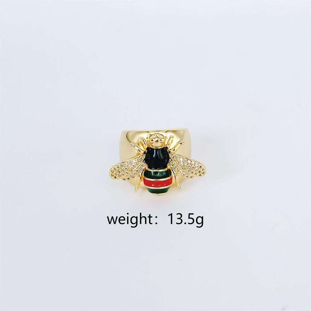 New Gold Tone Hot Selling Designer Bracelet For Women Balloon Thickened Non Fading Gold Bee Inlaid Diamond Bracelet Retro Fashion Exquisite Luxury Bra
