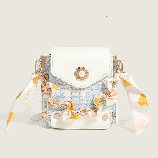 2025 new collection Women's Shoulder Bag Fashion Chain French Elegant Style Mini Phone Autumn New Designer Crossbody