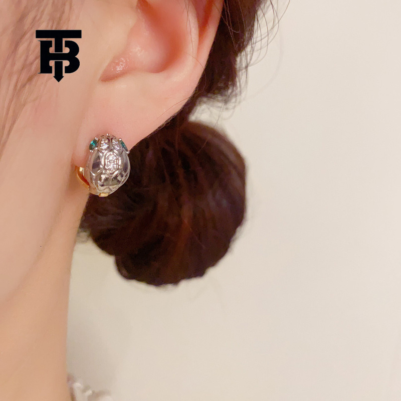 TB BHULAMTE Free Shipping New Designer Accessories Gold And Silver Color Block Snake Shaped Earrings, Personalized Lightweight Luxury Temperament Retr
