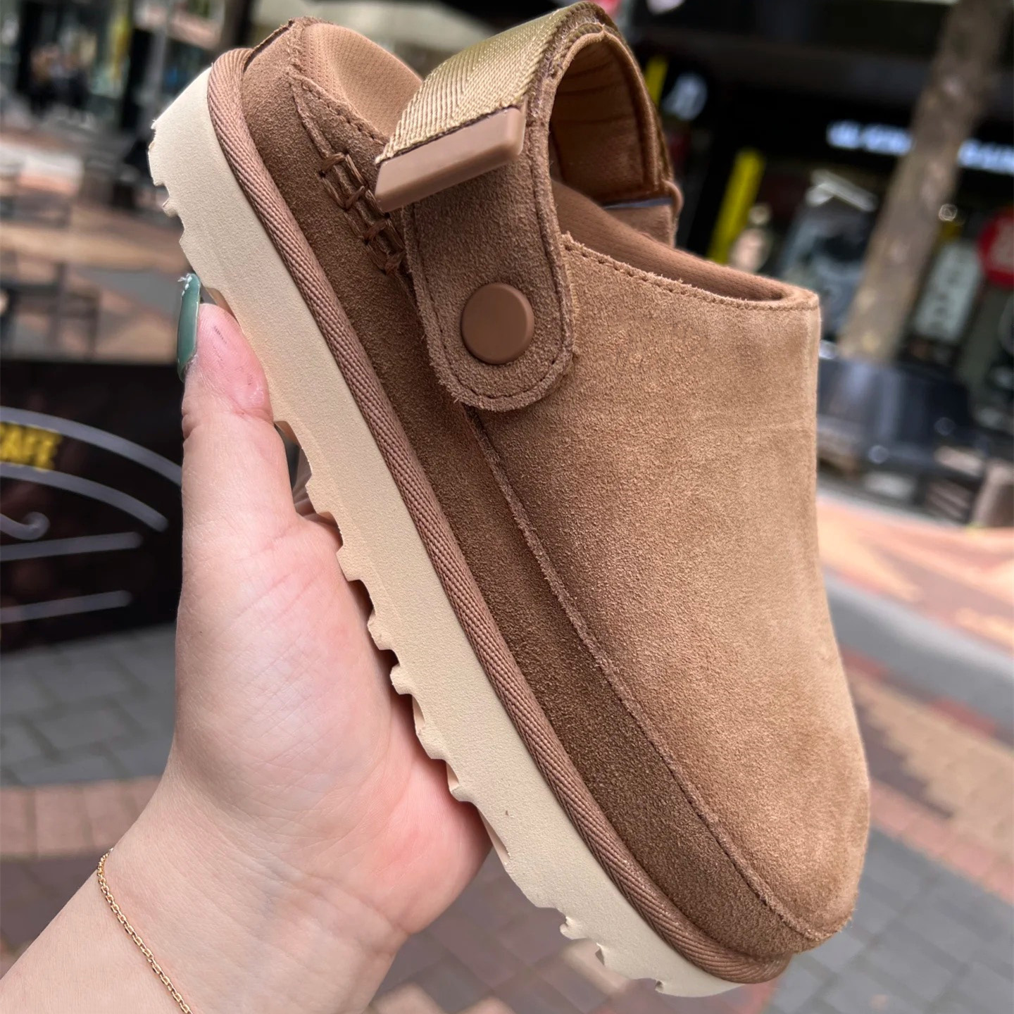 Designer Goldenstar Cozy Clog Pantoufles Sabots Fourrées Hi Slides Dad Sandale Golden star Plage Femme Homme Tazz Tasman Automne Driftwood Chestn