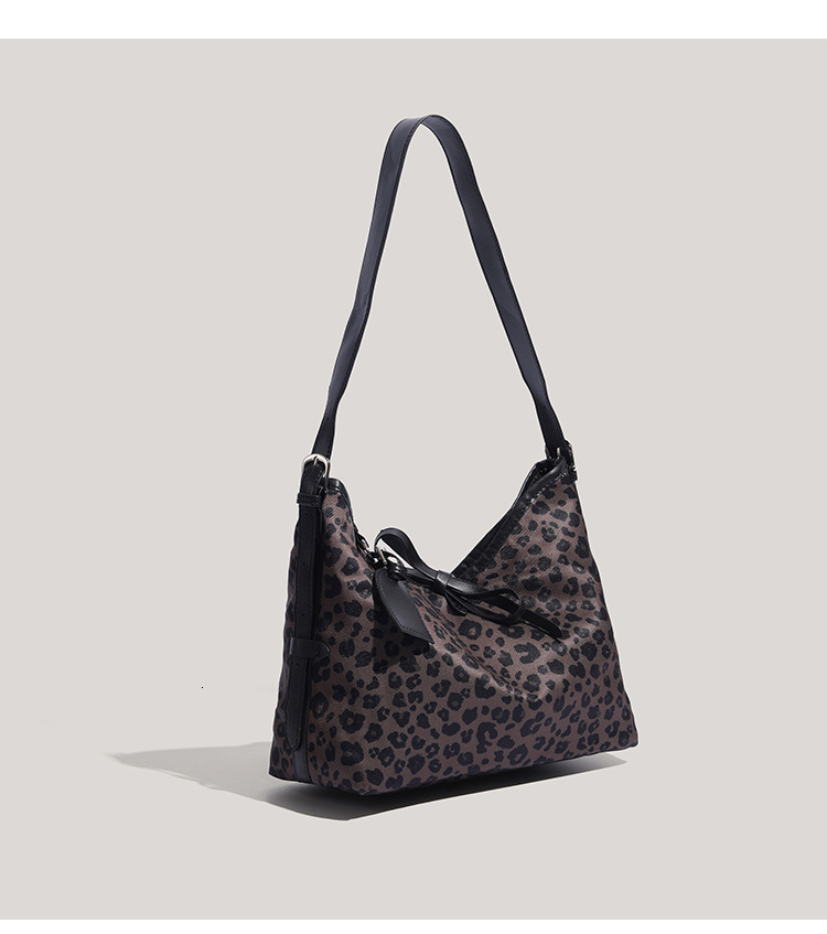 New Leopard Print Large Capacity Commuting Bag Retro Style Women's Shoulder Bag Underarm Women's Crossbody Bag design Autumn New Designer Ba
