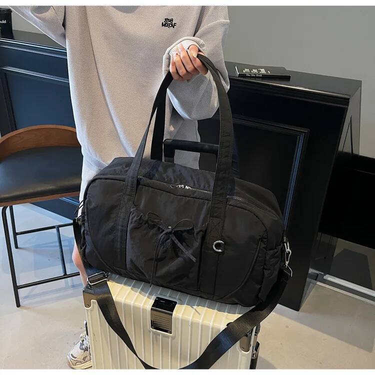 New Travel Bag Large Capacity Portable Luggage Travel Bag Boarding Bag Sports Autumn New Designer Bag Fitness Bag design Women's Shoulder Bag