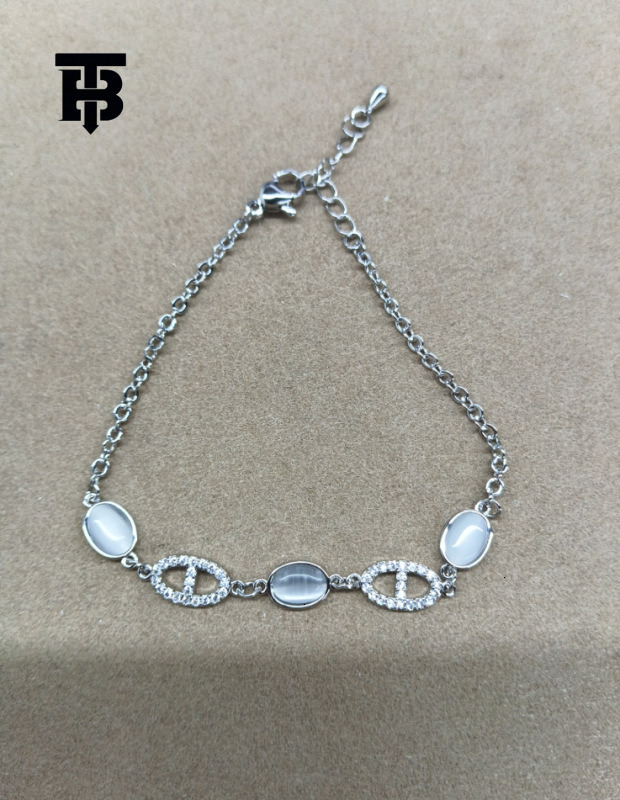 TB BHULAMTE Free Shipping Brand New Designer Accessory Inlaid With Diamond Oval Bracelet, Light Luxury High-end Elegant Bracelet Korean Design Sweet B