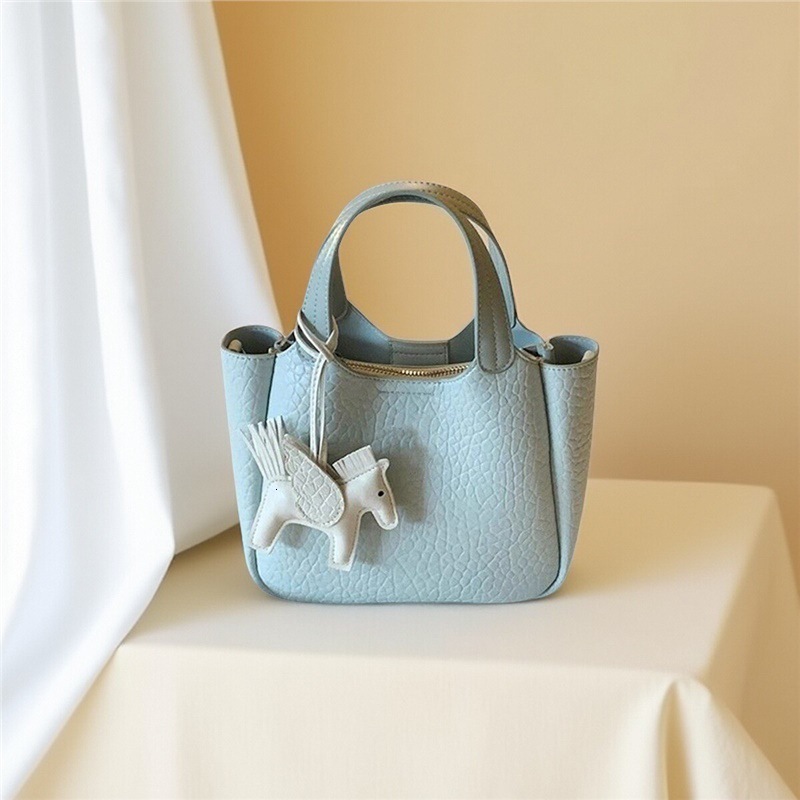 2025 new collection Handbag New Women's Shoulder Bag Blue Niche Texture Commuting Handbag Women's Crossbody Bag 2025 Autumn New Designer Bag