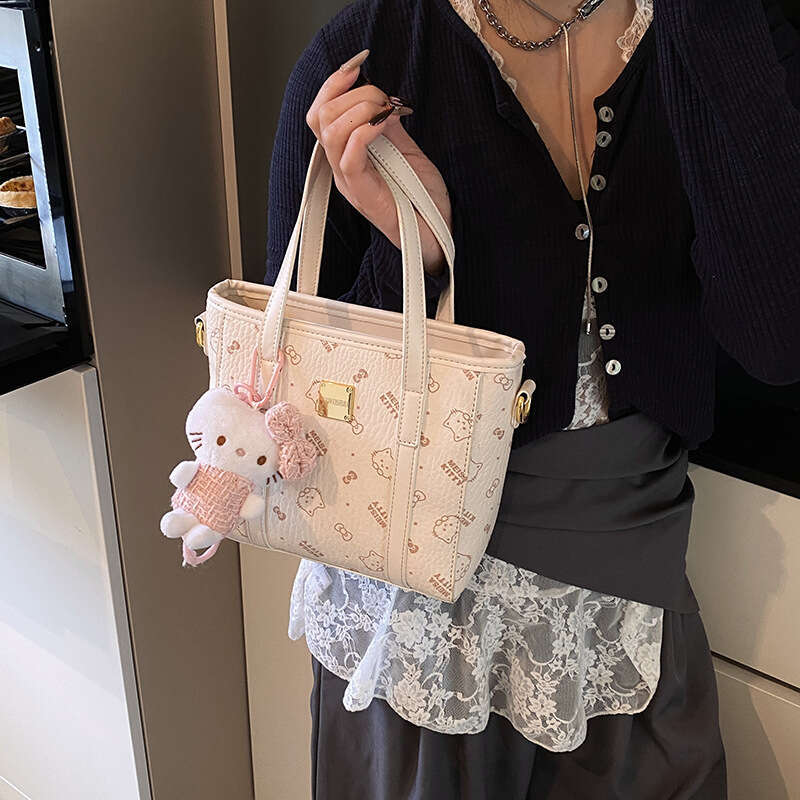 Girl Handheld Cute Basket 2025 New Cartoon Print Bear Shoulder High-End Crossbody Bag