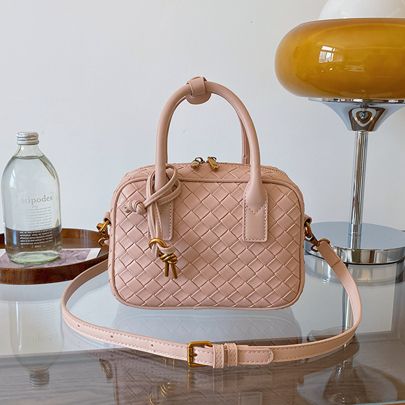 Luxury Brand Designer Bag Mujie Fashion Brand Women's Bag Design Bag Single Shoulder Bag Square Handbag Handwoven Embossed Crossbody Bag