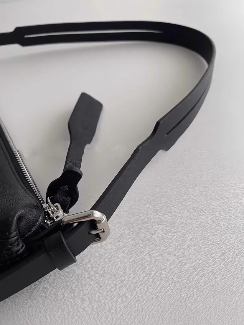 Underarm Dumpling Bag New Niche Simple And Soft Women's Shoulder Bag Commuting design Women's Crossbody Bag Autumn New Designer Bag
