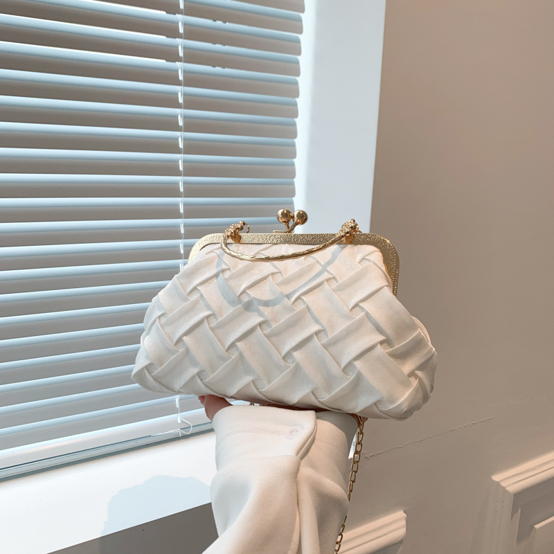 Luxury Brand Designer Bag Gentle Fashion Simple Woven Handbag 2023 Spring Summer New Stylish Chain Shoulder Crossbody Bag Women's Trendy Bag