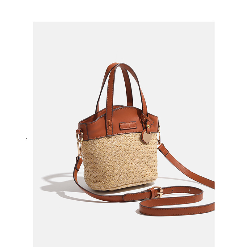 Straw Beach Bag Handbag Color Blocked Women's Shoulder Bag design Bucket Bag Splicing Women's Crossbody Bag Autumn New Designer Bag