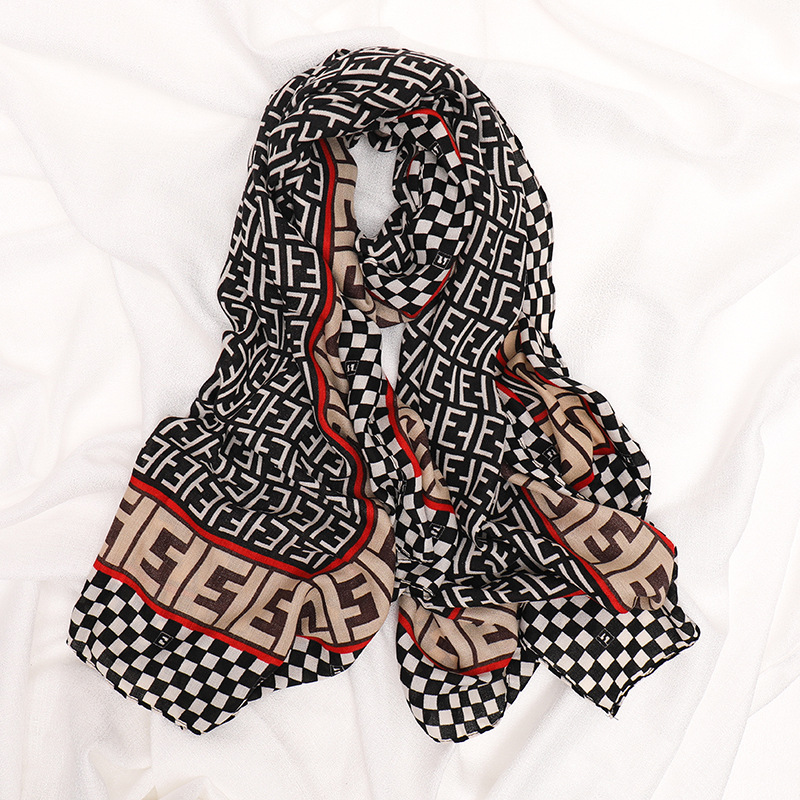 Luxury Scarf Designer Scarf Women Shawl Knitting Cotton And Linen Keep Warm Scarf Fashion Trend Two Side Color Temperament Travel Gift