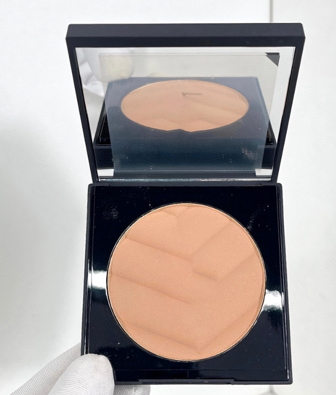 Bronze Leather Powder 7.5g Face Shadow Powder Durable Fine Setting Powder Oil Control Makeup Holding Cosmetics High Quality