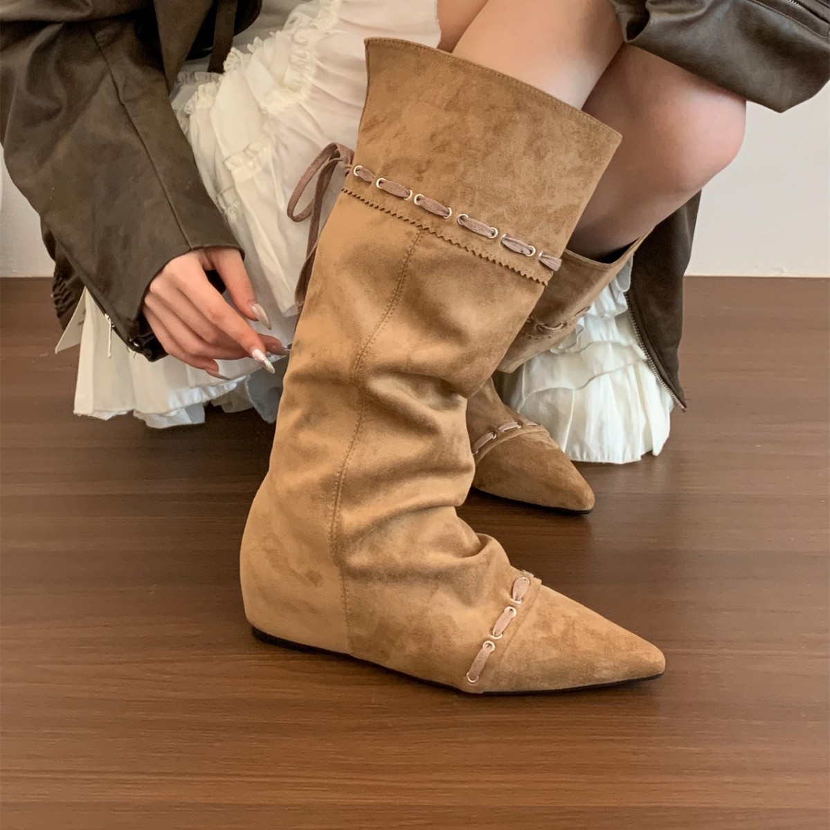Free delivery designer shoes Ladies' Soft leather Martin boots provide a comfortable fit for the feet