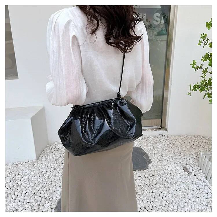 2025 new collection Leather Women's Handbag Party Handbag Women's Shoulder Bag Pleated Cloud Bag Autumn New Designer Women's Crossbody 