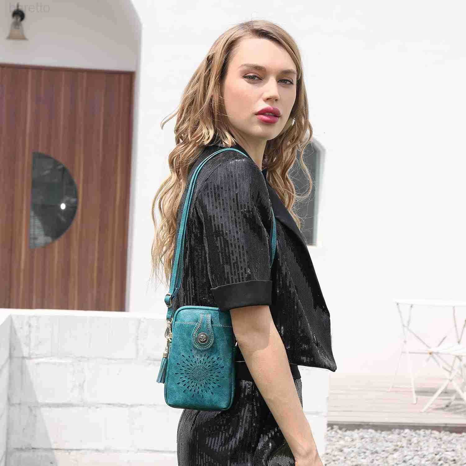 Small Crossbody Bags for Women Lightweight Vegan Leather Cell Phone Purse Cute Purses with Tassels Z250910