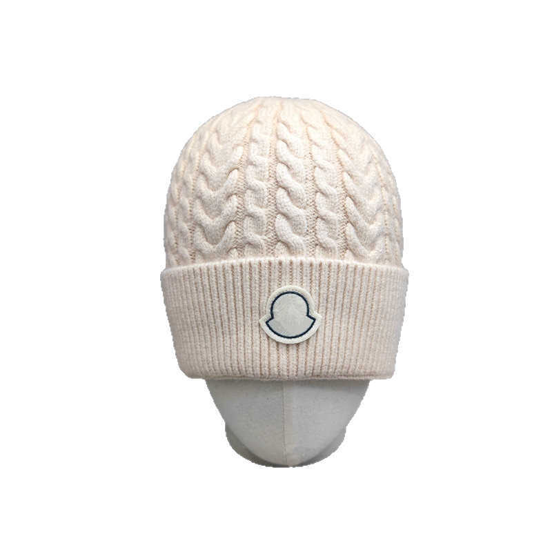 Autumn Winter Knitted Hat M Brand Cable Knit Beanie Simple Version Warm Pullover Yarn Hat L250908 2TF0R