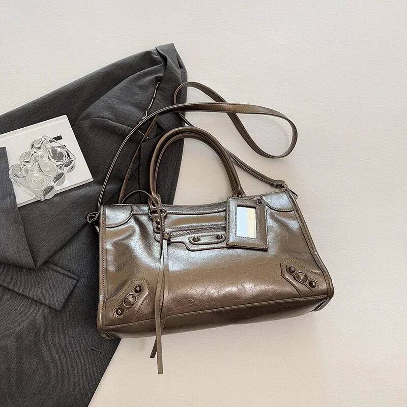 2025 new collection Fashion And Elegant Style Leather Handbag Women's Handbag Autumn New Designer Bag Women's Shoulder Bag Outdoor Travel Ba