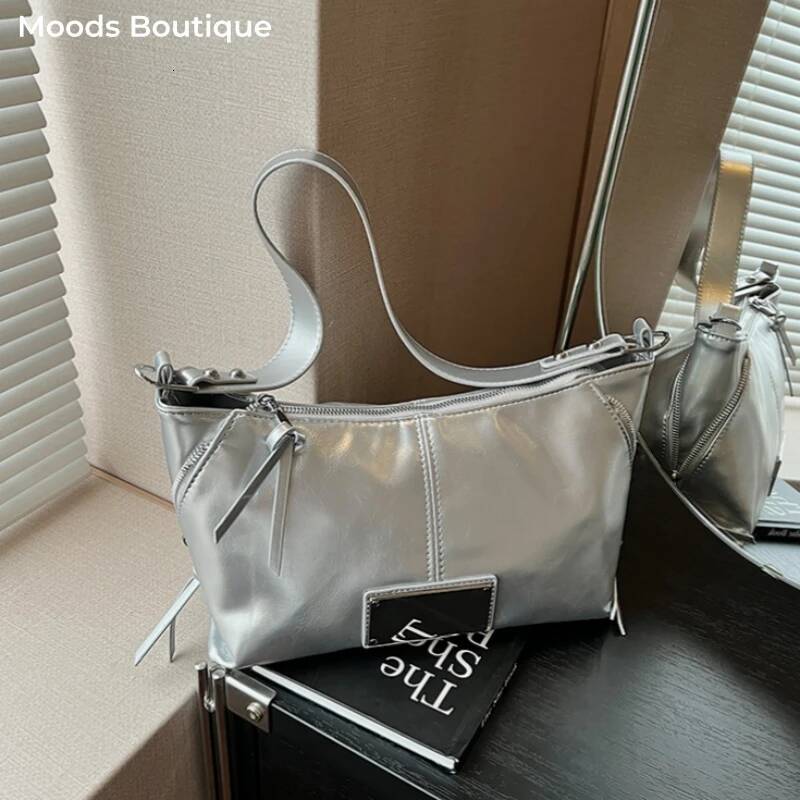 Handbag Large Capacity Solid Color Spicy Girl Women's Crossbody Bag New Fashion Women's design Shoulder Bag 2025 Autumn New Designer Bag