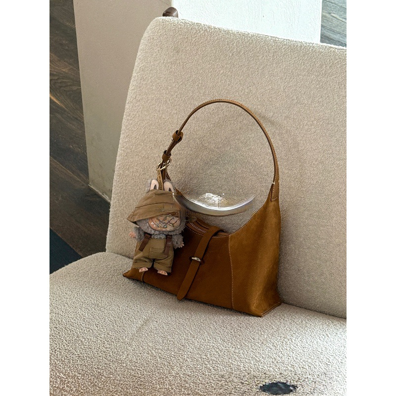 Suede Niche Retro Lunch Box design Armpit Bag Women's Shoulder Bag 2025 Autumn New Designer Bag Frosted Minimalist Style Handbag