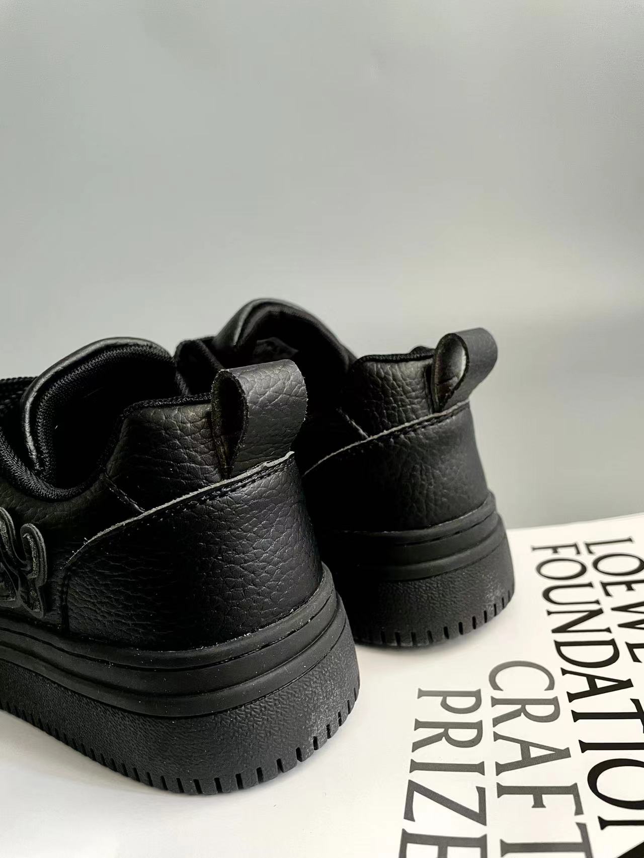 Trendsetting Urban Style Canvas High-Tops by Jiffly: Durable & Comfortable Couples' EditionJFY-605