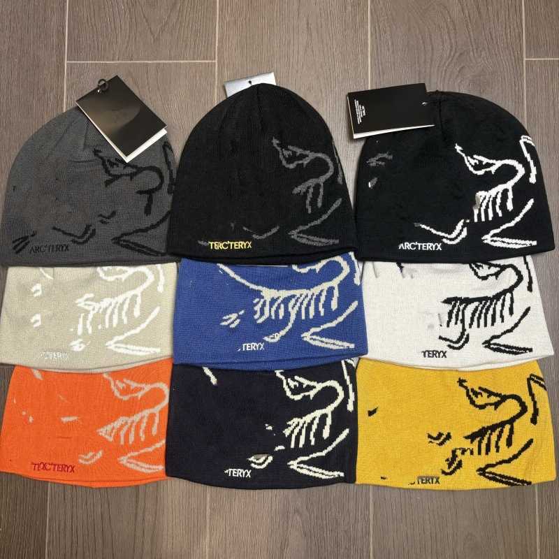Bird Jacquard Knitted Hat with Correct AlphabetVersatile Warm Large Edition Thick Knitted Hat Personalized Cold Hat Trendy L250908 2A1B4