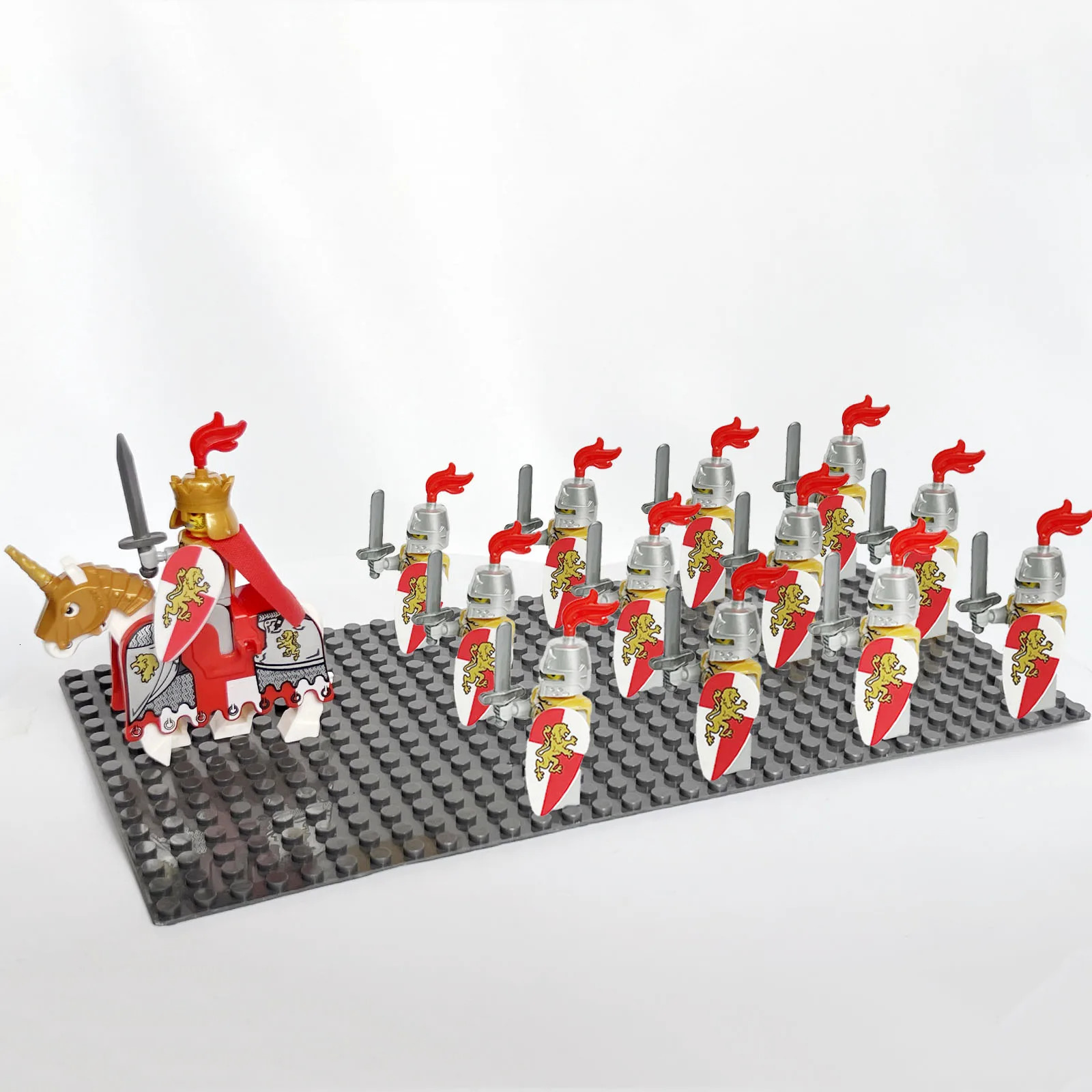 13pcs Vintage Castle Kingdoms Red Dragon Royal Knights Horse Dark Blue Lion Army Solider Minifig Building Block Toys for Kids 250908