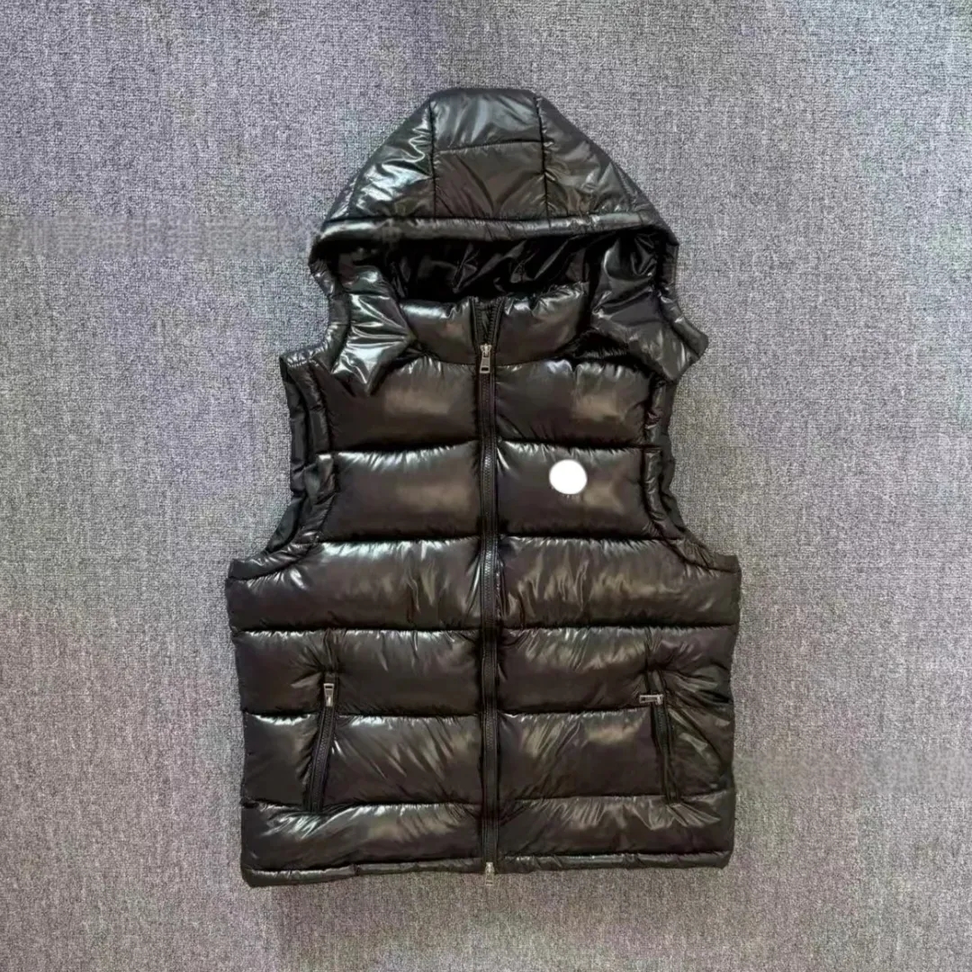 Jacket Vest Designer Maya Veste Down Puffer Gilet Man Womens Feather Filled Moncleur Coat Graphite Monclair Vestes Body Warmer Vests B42